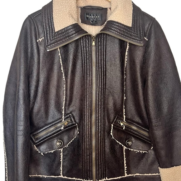 Vintage Braeton Shearling Coat - Picture 2 of 4